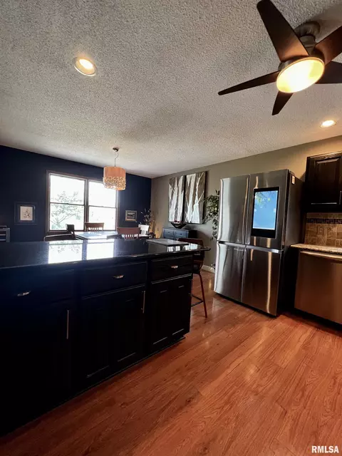 1264 Rebecca Ln, Macomb, IL 61455 photo 11
