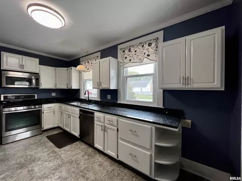 314 E Jefferson St, Macomb, IL 61455 photo 11
