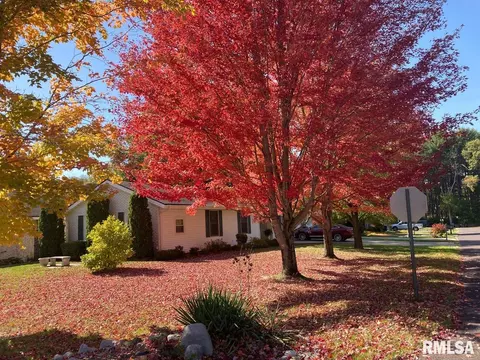 701 Meadow Dr, Macomb, IL 61455 photo 31