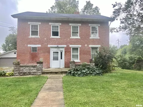 619 Euclid Ave, Lewistown, IL 61542