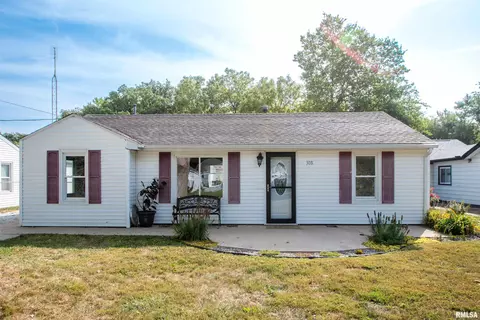 308 Connecticut St, Washington, IL 61571