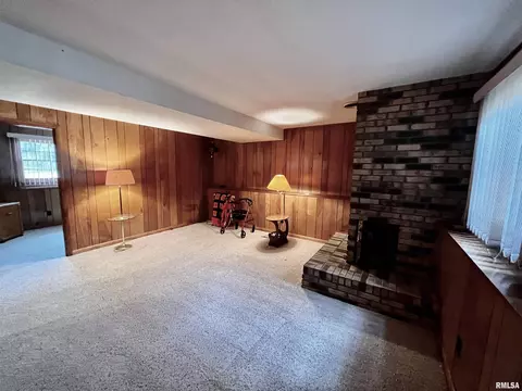106 Timberview Dr, Macomb, IL 61455 photo 15