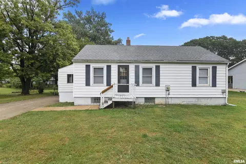 307 Mcginley Sta, Washington, IL 61571