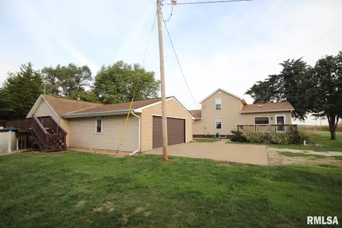 19070 County Road 3400 E Rd, Green Valley, IL 61534
