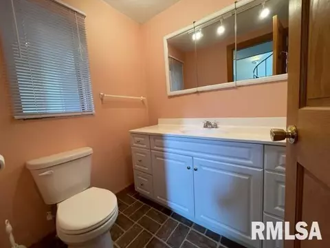 9025 N 900th Rd, Macomb, IL 61455 photo 17