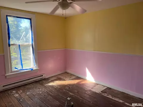 540 W Latimer St, Abingdon, IL 61410 photo 9