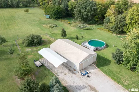 7472 Old Peoria Rd, Danvers, IL 61732 photo 9