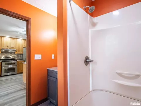 7472 Old Peoria Rd, Danvers, IL 61732 photo 29
