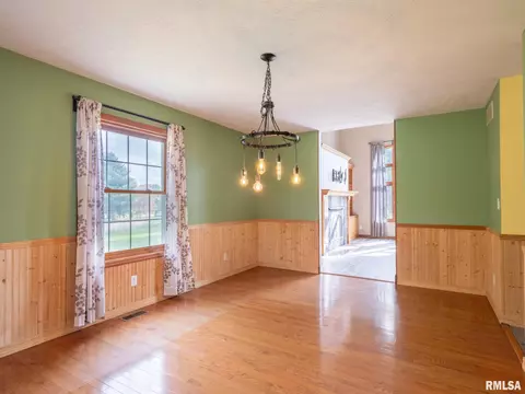 7472 Old Peoria Rd, Danvers, IL 61732 photo 23