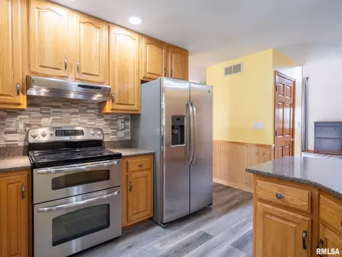 7472 Old Peoria Rd, Danvers, IL 61732 photo 19