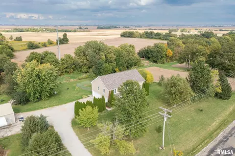 7472 Old Peoria Rd, Danvers, IL 61732 photo 6
