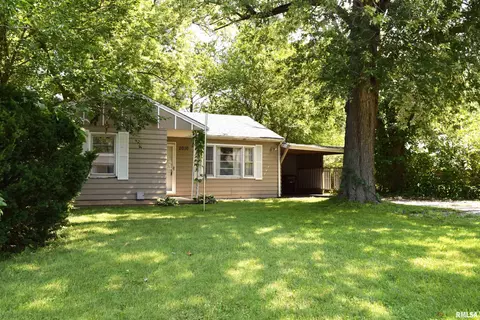2010 N Lehman Rd, Peoria, IL 61604