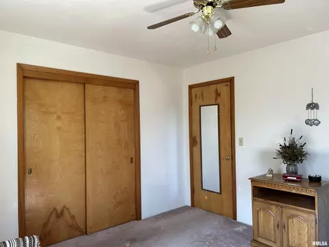 301 Front St, Varna, IL 61375 photo 17