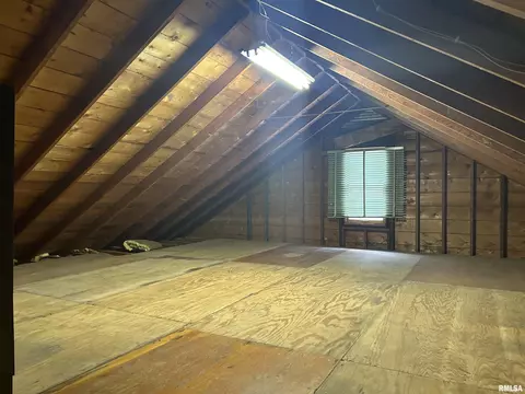 301 Front St, Varna, IL 61375 photo 33