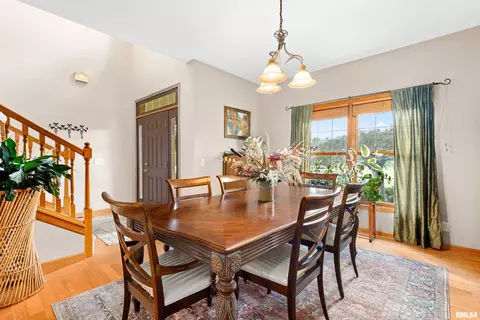 509 Hampton Ct, Germantown Hills, IL 61548 photo 9