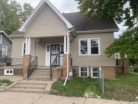1800 New York Ave, Peoria, IL 61603