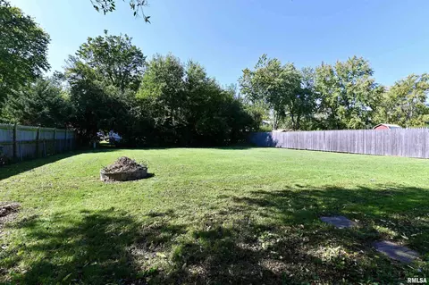 809 S Meadow Ln, Manito, IL 61546 photo 21