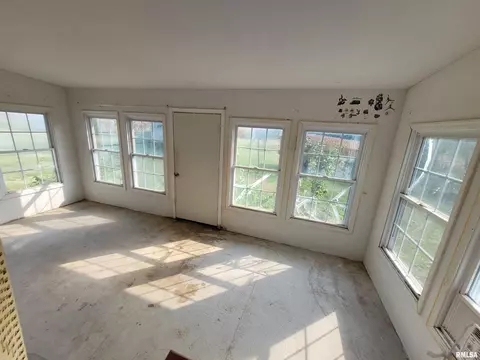 1075 E Cortland Rd, Avon, IL 61415 photo 16