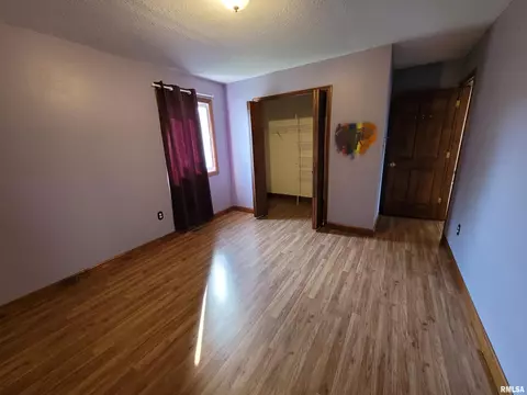 1075 E Cortland Rd, Avon, IL 61415 photo 10