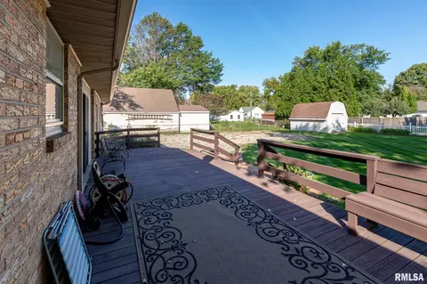 209 E Sheridan St, Manito, IL 61546 photo 38