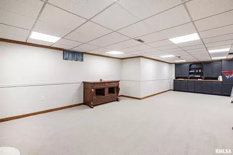 209 E Sheridan St, Manito, IL 61546 photo 30