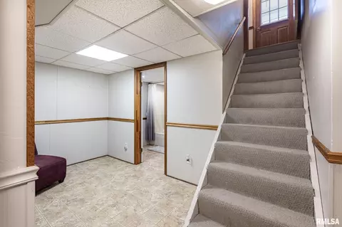 209 E Sheridan St, Manito, IL 61546 photo 25