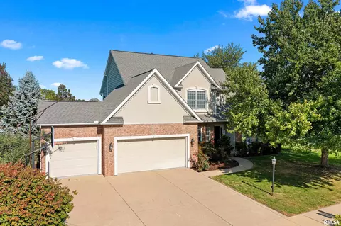 4039 W Talus Ct, Peoria, IL 61615