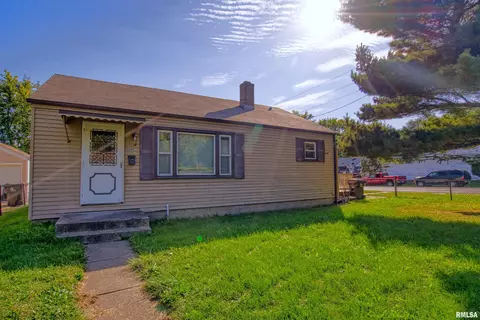 3036 W Proctor St, Peoria, IL 61605