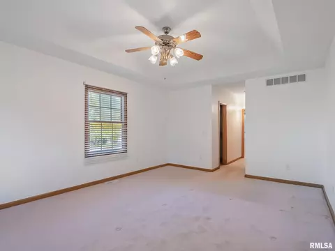 2306 W Murphy Dr, Dunlap, IL 61525 photo 23