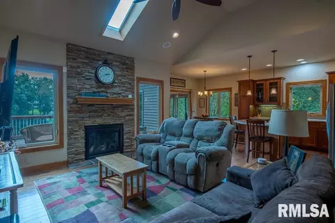 4029 S Dunbar Pt, Mapleton, IL 61547 photo 16