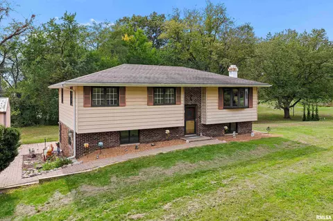 4229 N Koerner Rd, Peoria, IL 61615