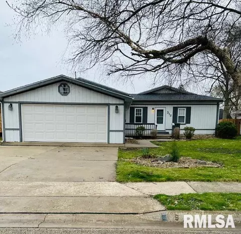 312 E Tyler St, Morton, IL 61550