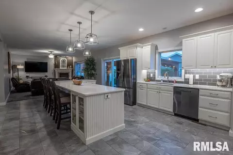 1501 Hampton Rd, Washington, IL 61571 photo 12