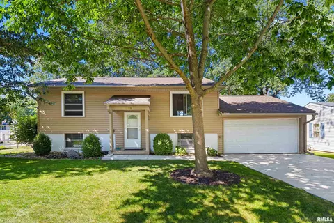 509 N Greenfield St, Tremont, IL 61568