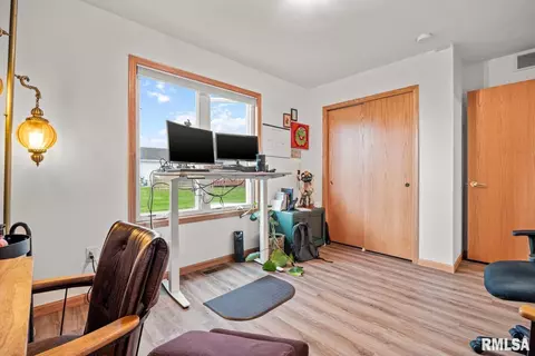 121 Easy St, Washington, IL 61571 photo 19