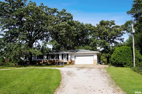 10911 W Park School Rd, Princeville, IL 61559
