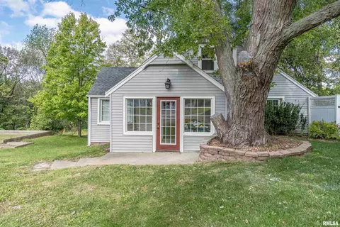 253 Park Rd, Creve Coeur, IL 61610