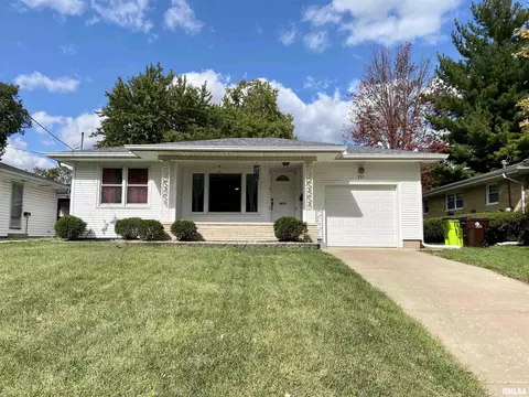 711 E Willcox Ave, Peoria, IL 61603