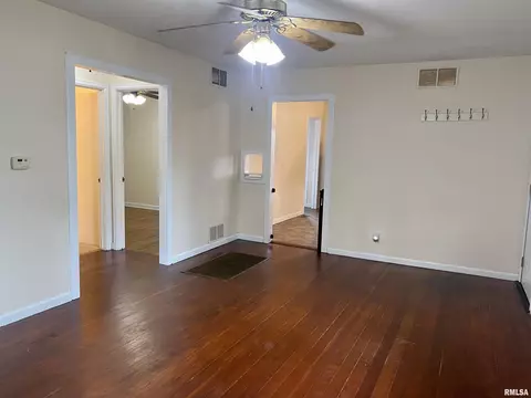 1010 E Ash St, Macomb, IL 61455 photo 11