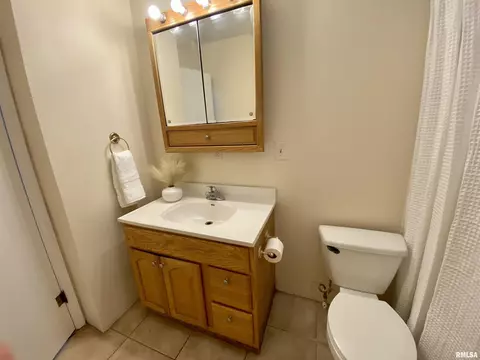1010 E Ash St, Macomb, IL 61455 photo 15