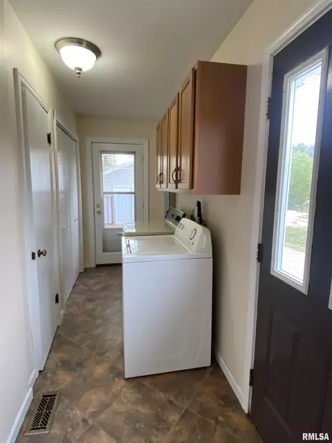 1010 E Ash St, Macomb, IL 61455 photo 20