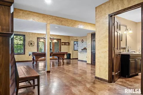 609 Mayfair Ct, Germantown Hills, IL 61548 photo 40