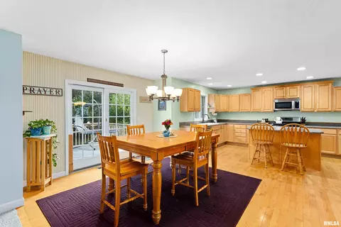 2208 W Brooklyn Pl, Dunlap, IL 61525 photo 11