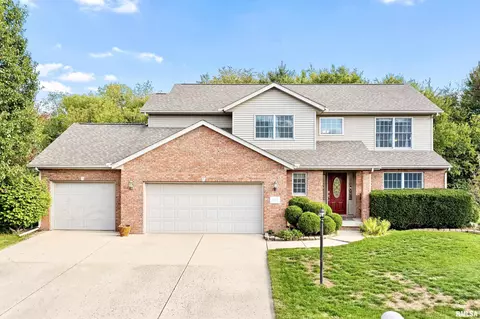 2208 W Brooklyn Pl, Dunlap, IL 61525