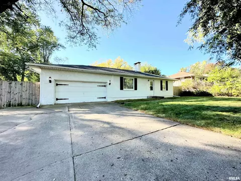 3115 20th St, Rockford, IL 61109