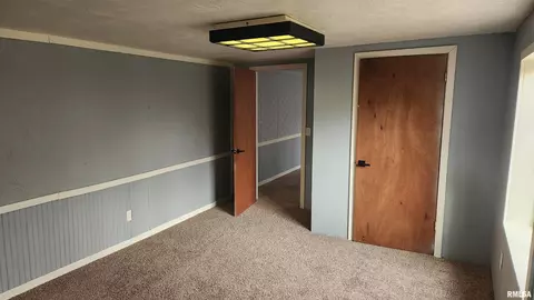 Bedroom - 2108 E Cornell St, Peoria, IL 61614 photo 8 of 8