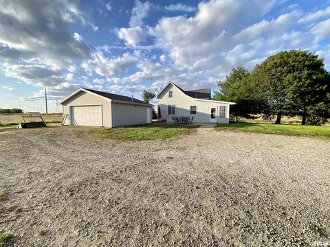 10300 W Eddleman Rd, Hanna City, IL 61536
