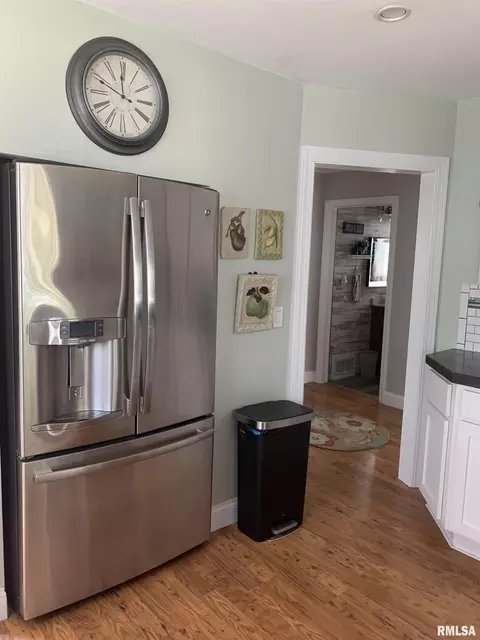 920 Elmhurst Ave, Peoria, IL 61603 photo 14