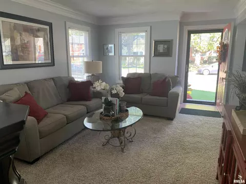920 Elmhurst Ave, Peoria, IL 61603 photo 6