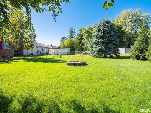 801 Eldridge St, Washington, IL 61571 photo 46